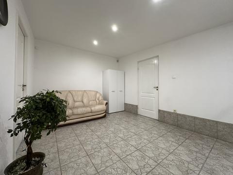 Hol z miejscem do odpoczynku – hostel pracowniczy Częstochowa (2/3)